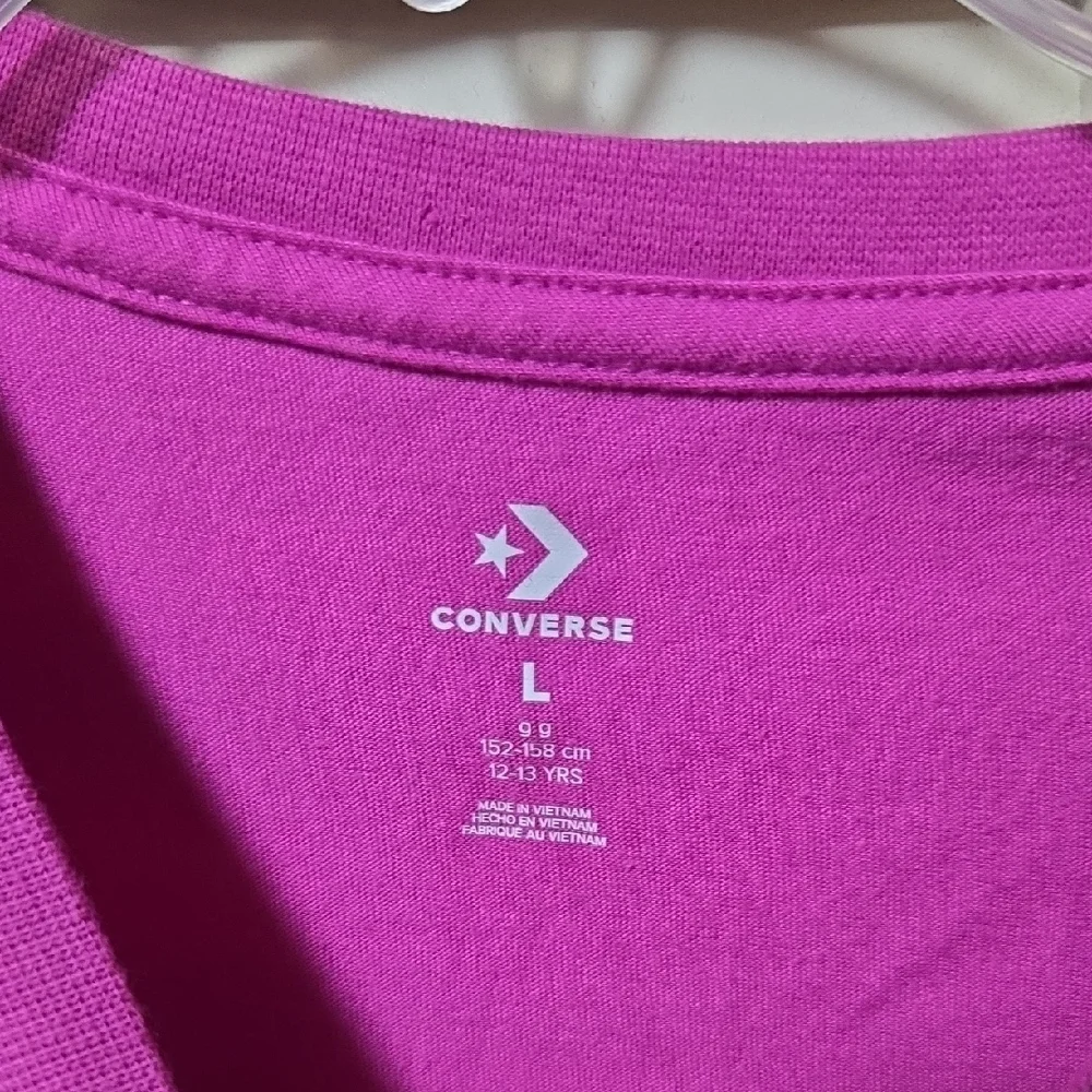 Converse vibrant pink